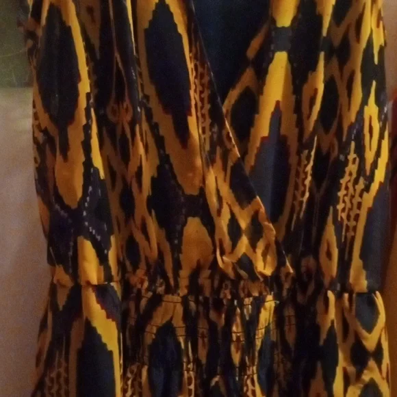 Gorgeous Women's Dress size xs princess Vera Wang - Picture 5 of 12